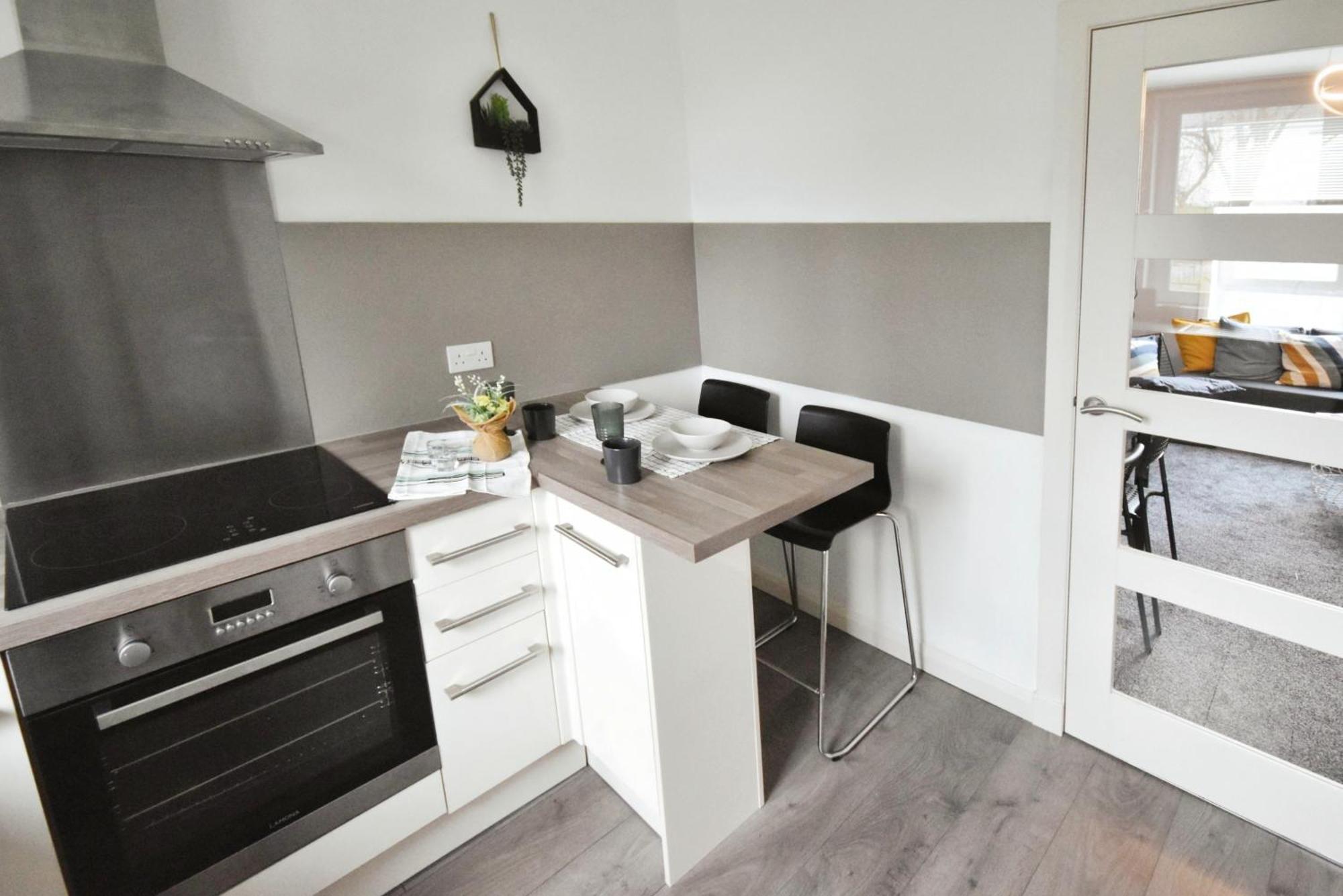 Glasgow Modern Style Home , Separate Entrance Dış mekan fotoğraf