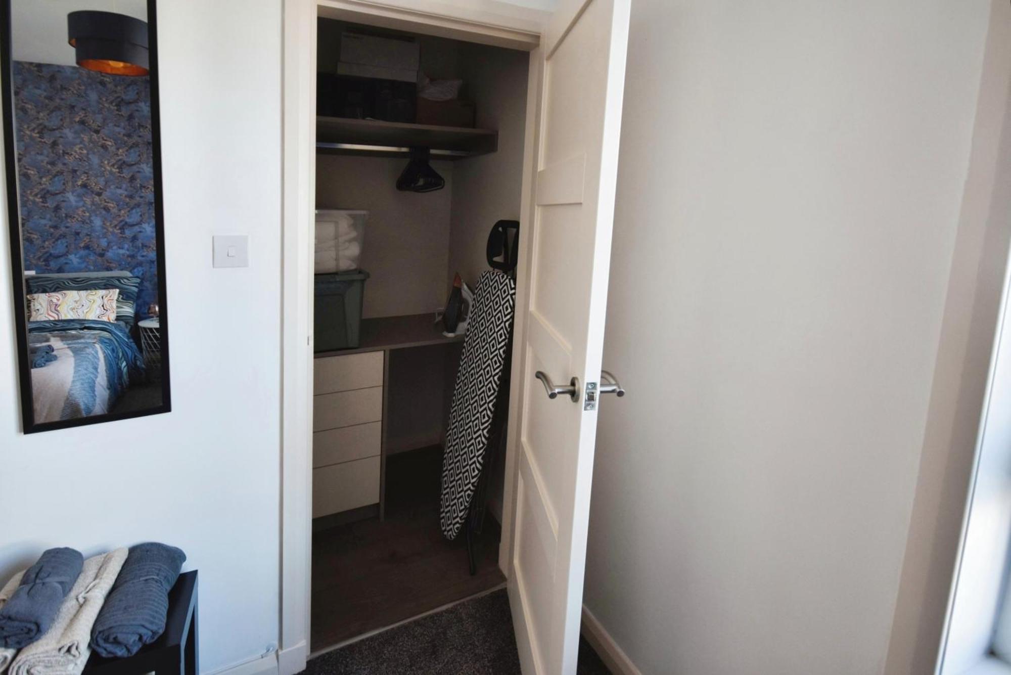 Glasgow Modern Style Home , Separate Entrance Dış mekan fotoğraf